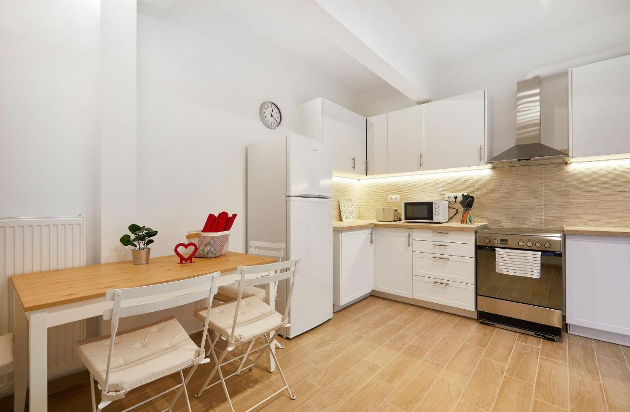 Chloe Boutique Apartments Nikis Atény Exteriér fotografie